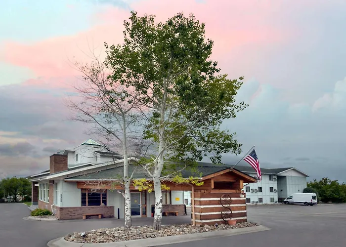 Super 8 By Wyndham Helena