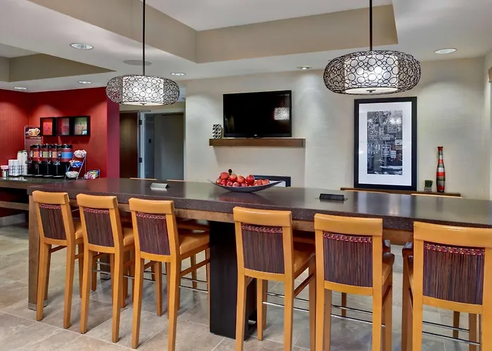 Hampton Inn West Des Moines Lake Drive