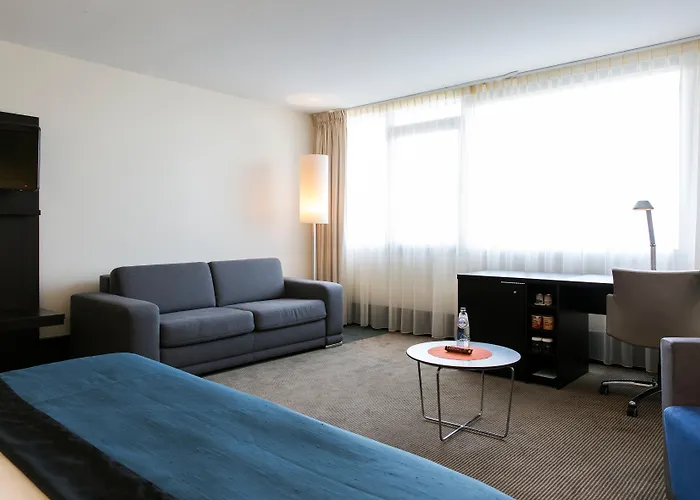 Holiday Inn Eindhoven Centre By Ihg