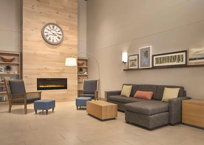Country Inn & Suites By Radisson, Dubuque, Ia