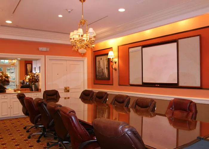 Hampton Inn & Suites Stamford