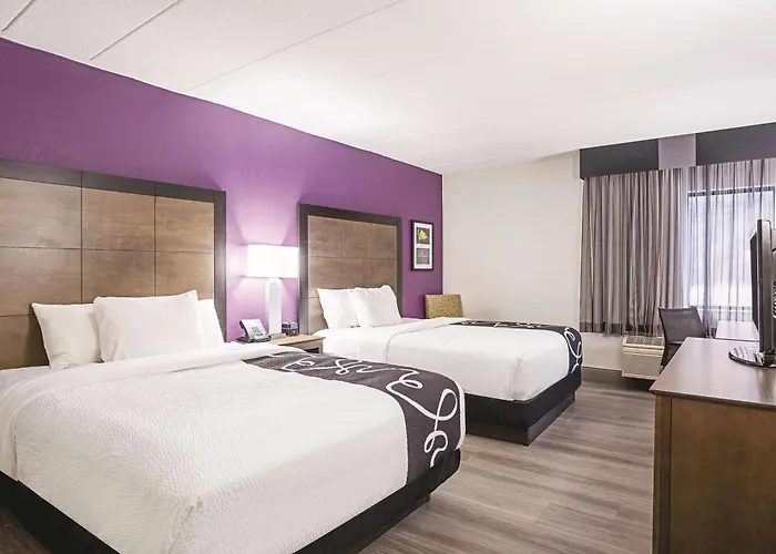 Rosedale Hotels