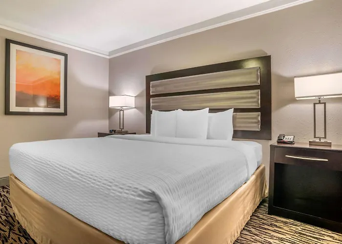 Clarion Inn Conference Center Gonzales