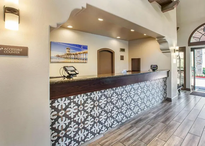 Comfort Inn & Suites Orange County John Wayne Airport Santa Ana