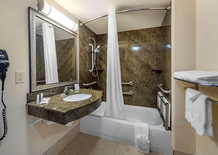 Comfort Inn & Suites Perry I-35