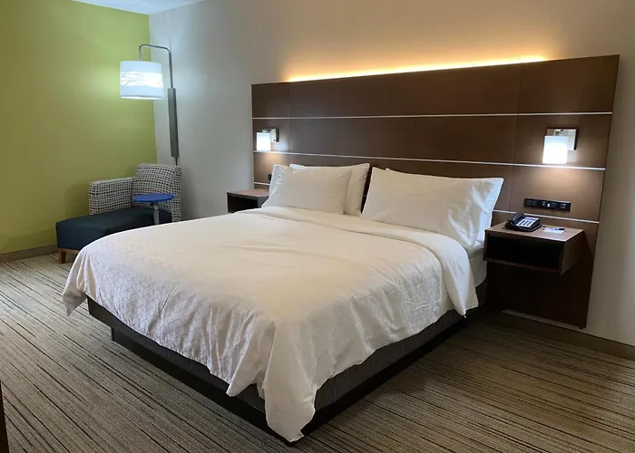 Holiday Inn Express Hillsborough-Durham Area By Ihg