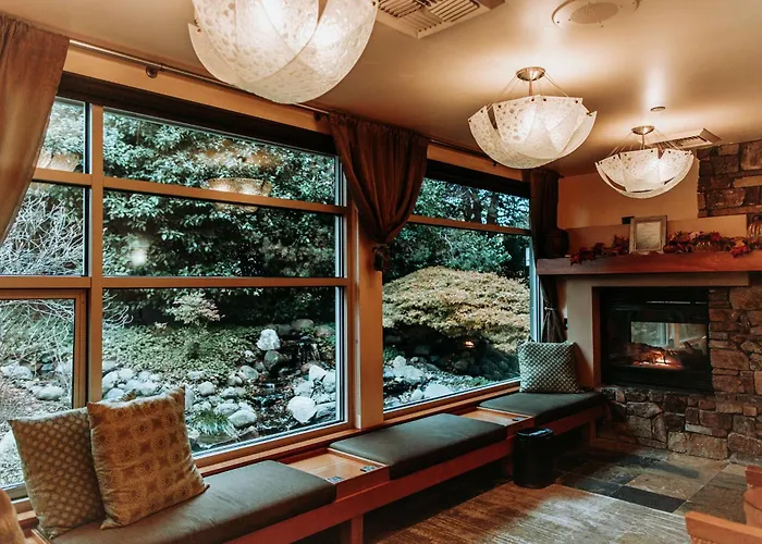 Chrysalis Inn & Spa Bellingham, Curio Collection By Hilton