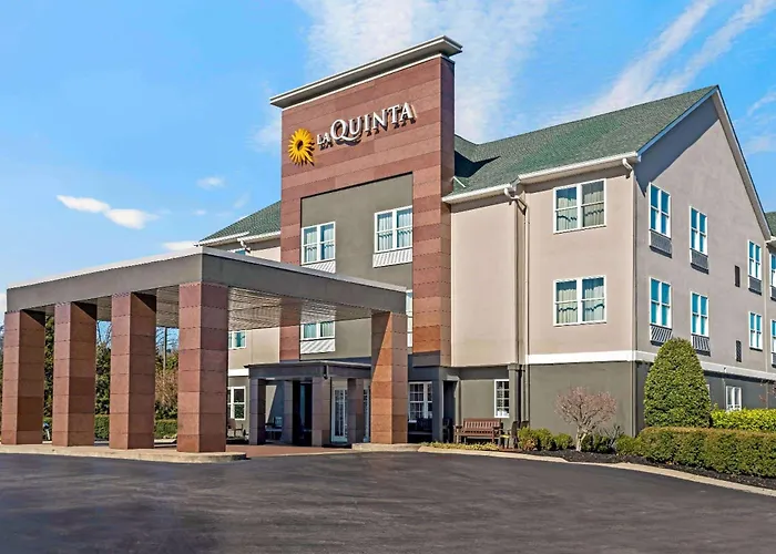 La Quinta By Wyndham Lebanon Hotel