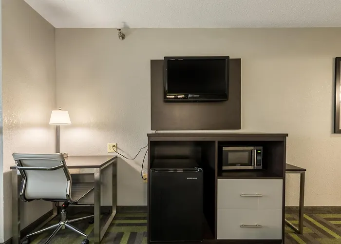 Quality Inn Grove City - Columbus South