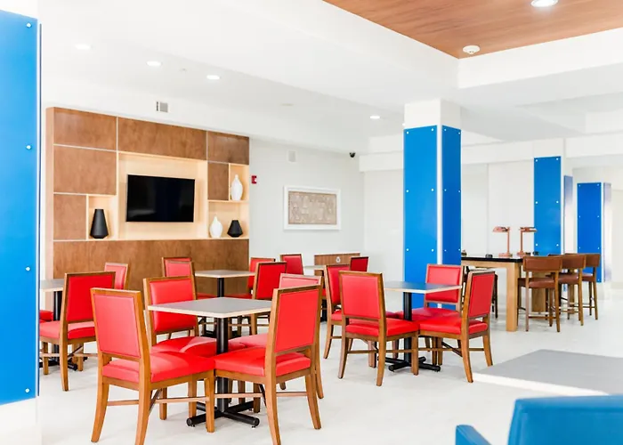 Holiday Inn Express Hotel & Suites Greenville By Ihg