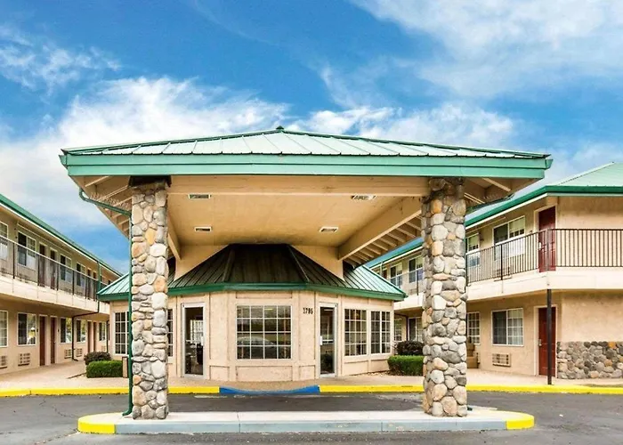 Quality Inn & Suites Minden Gardnerville