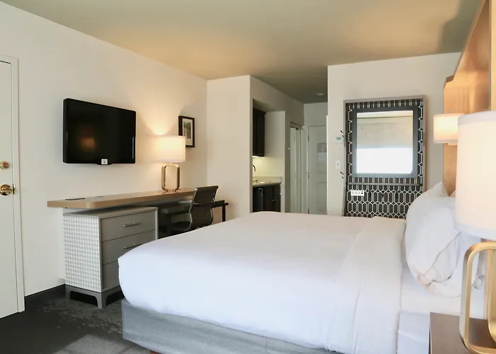 Holiday Inn Salem By Ihg