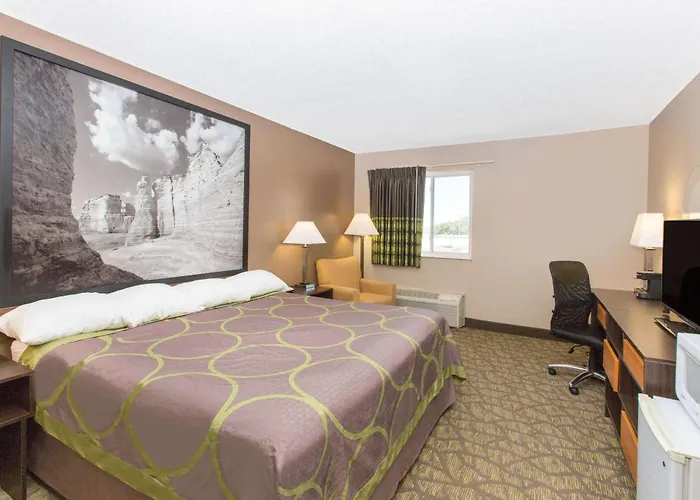 Belleville Hotels