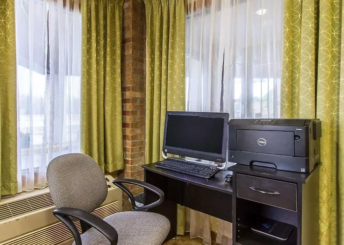 Quality Inn Macomb Near University Area