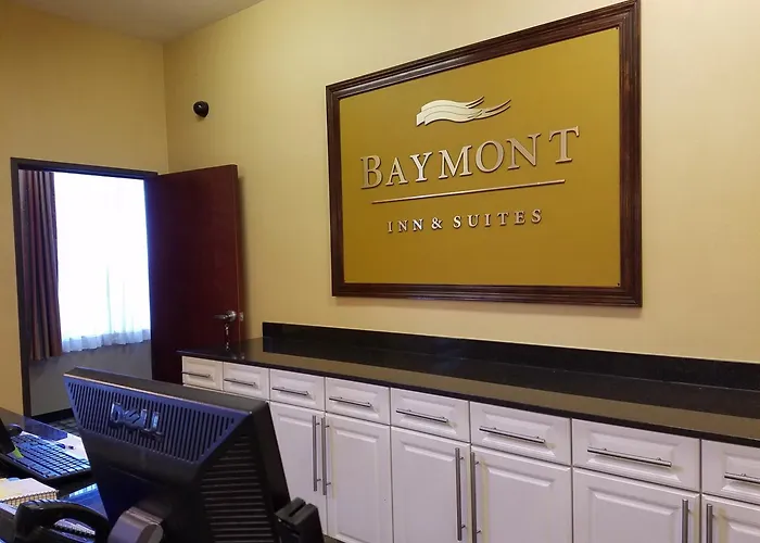 Marrero Hotels
