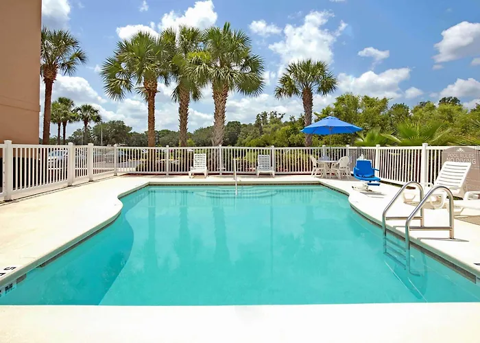 Bushnell Hotels