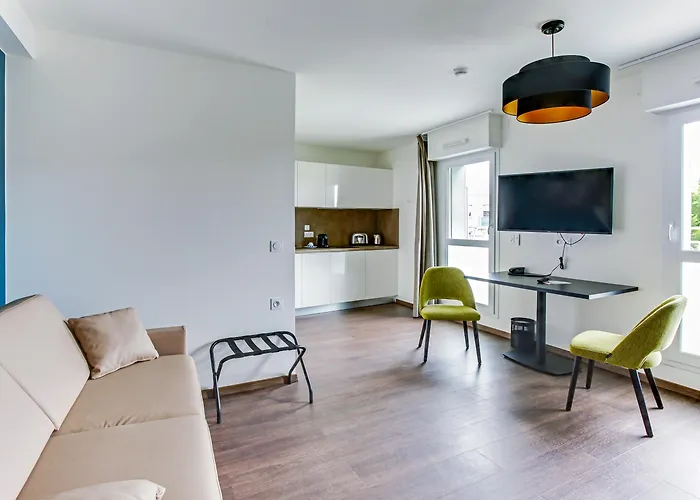 Palaiseau Aparthotels
