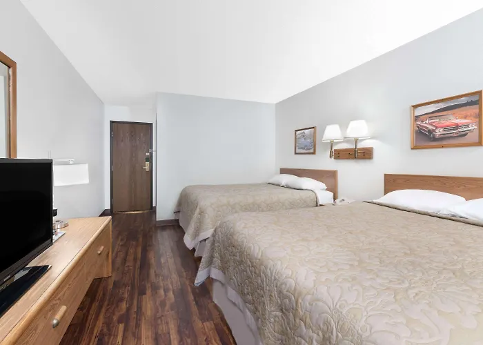 Super 8 By Wyndham Murdo