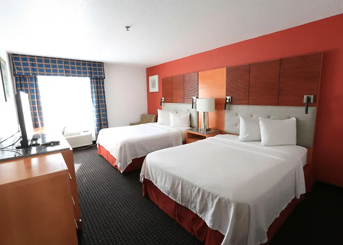 Calumet Park Hotels