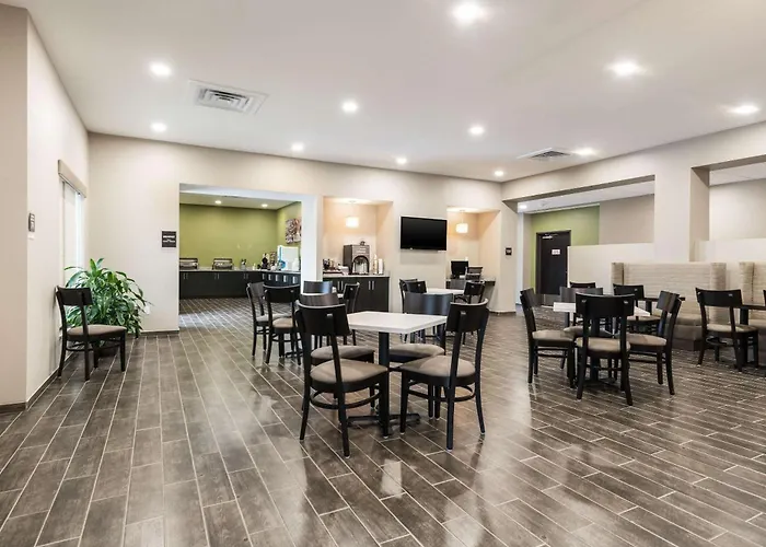 Baxley Hotels