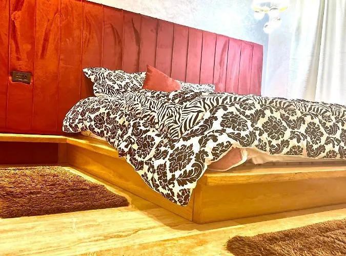 Luxury Apartment 2