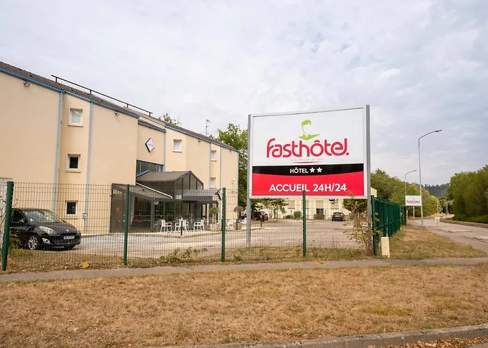 Hôtels à Cléon