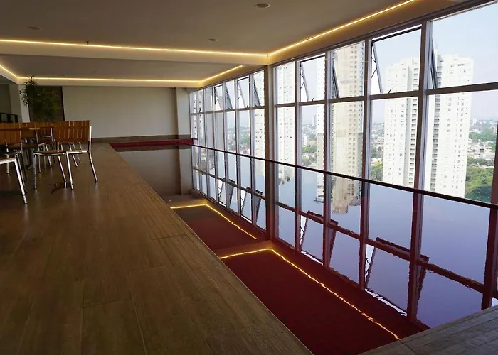 Cantinn QS17 Suíte de luxo com cama King Size Goiânia