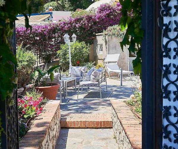 To Be Capri Sea View Rooms