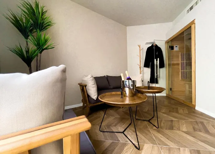 Share Suites Hotel Bat-Yam