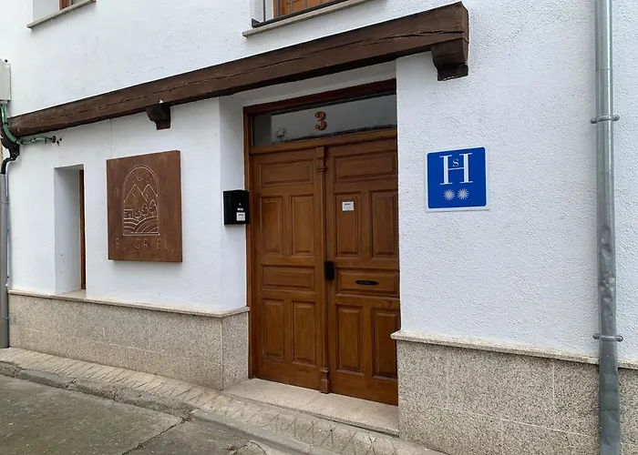Hostal El Griel NO DISPONEMOS DE RECEPCIÓN FÍSICA Hervás