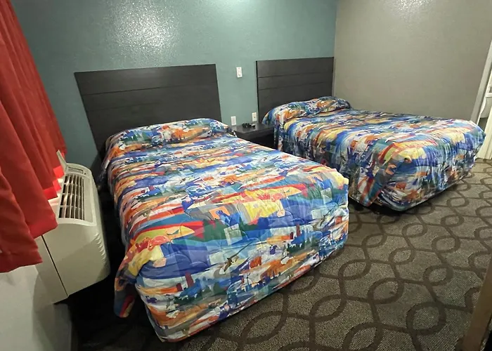 Super 7 Inn Memphis