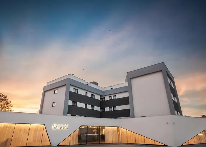 Essence Inn Marianos Hotel
