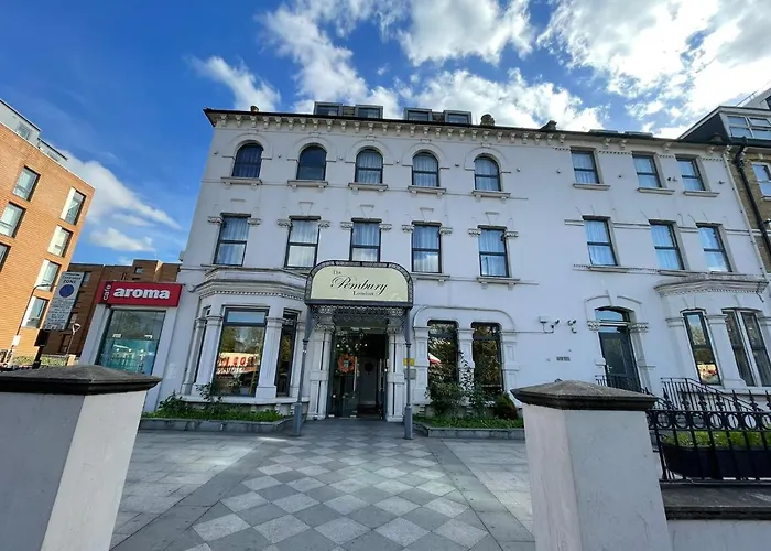Pembury Hotel At Finsbury Park Londres
