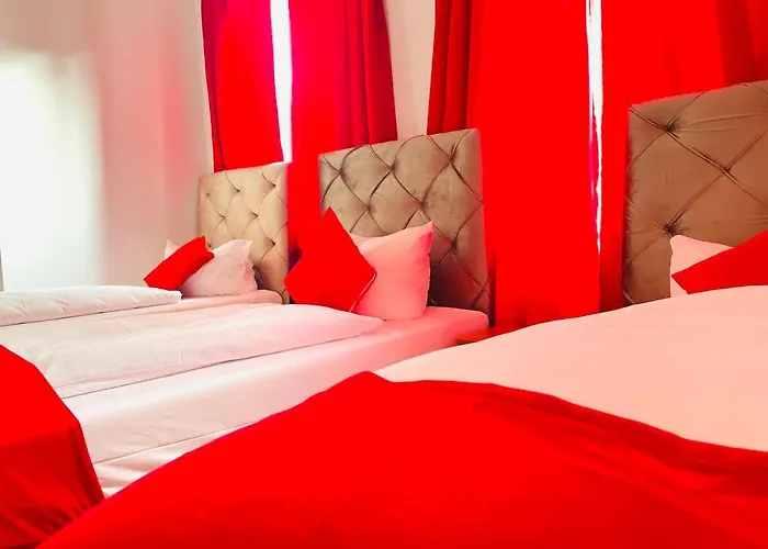 Hotel 66