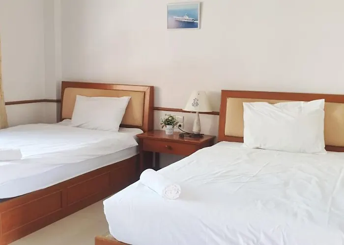 Navy Home Hotel โรงแรมเนวี่โฮม