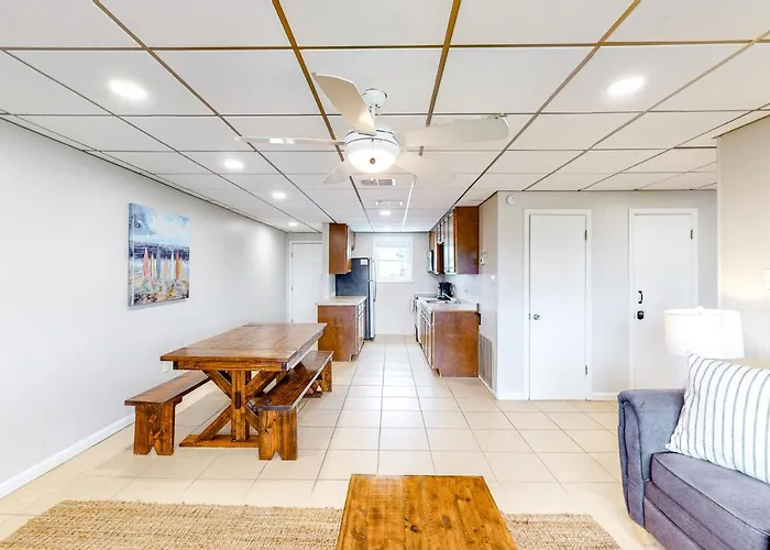 Unit 32, Island Retreat Resort