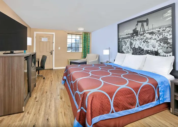 Victoria Hotels