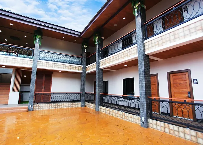 Avarin Resort