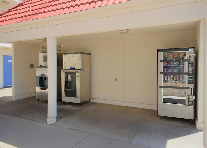 Motel 6-Fresno, Ca - Blackstone South