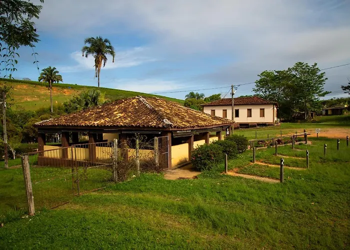 Garça Branca - Restaurante e Pousada Rural São Roque de Minas