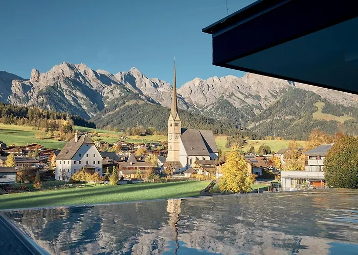 Die Hochkoenigin - Mountain Resort Maria Alm am Steinernen Meer