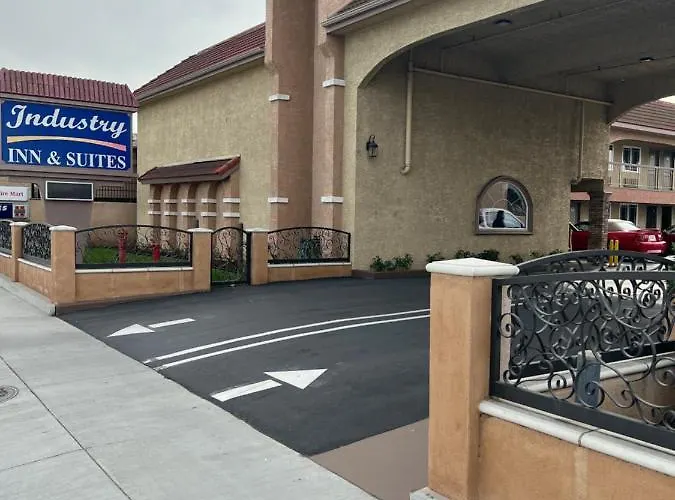 Industry Inn & Suites La Puente
