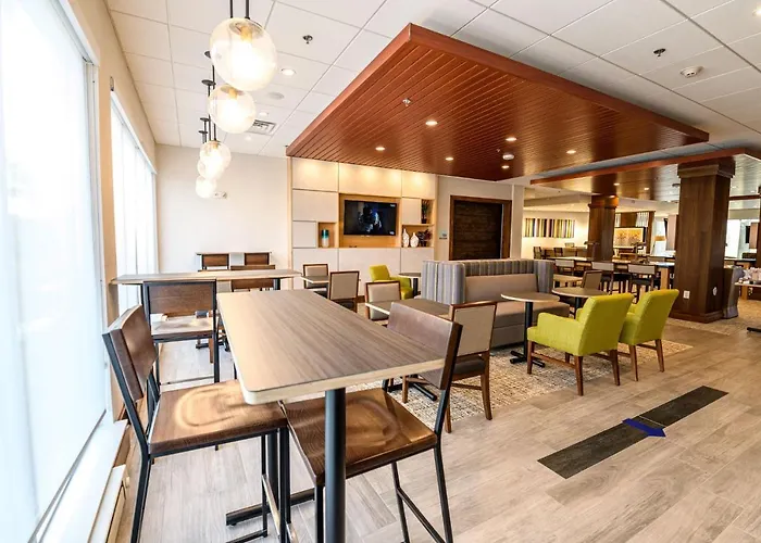 Beavercreek Hotels