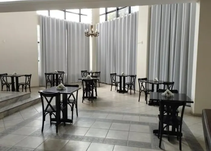 Summit Inn Hotel Pouso Alegre