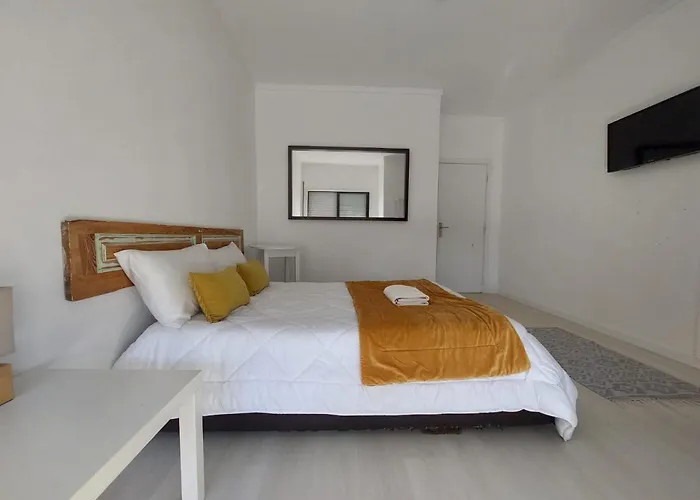 Aveiro Home