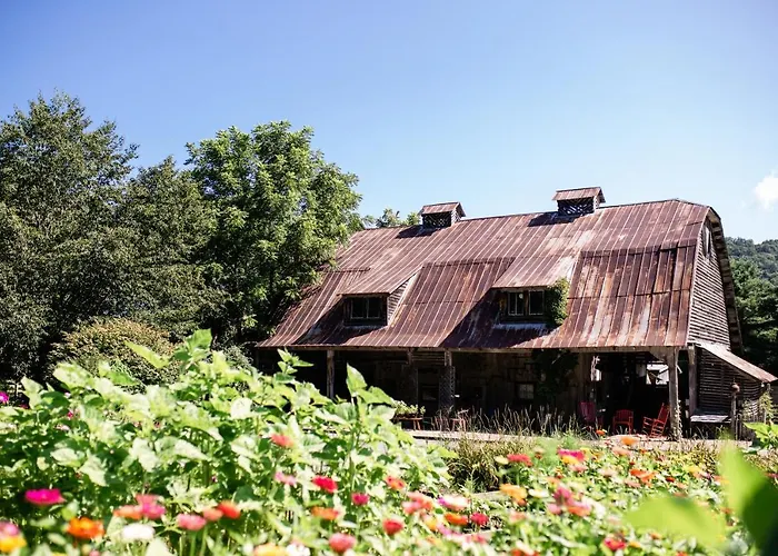 The Mast Farm Inn Banner Elk