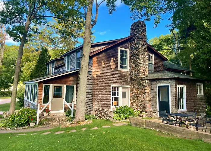Chimney Corners Resort