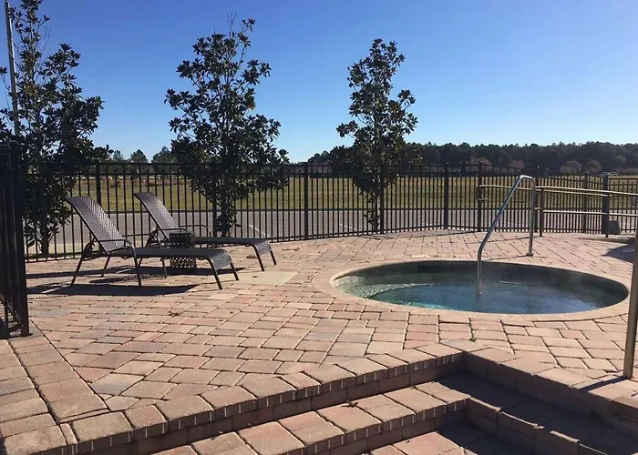 Marble Waters Hotel & Suites, Trademark By Wyndham (Adults Only) Jacksonville