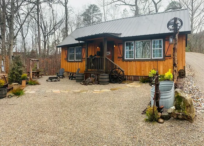 Fox Pass Cabins