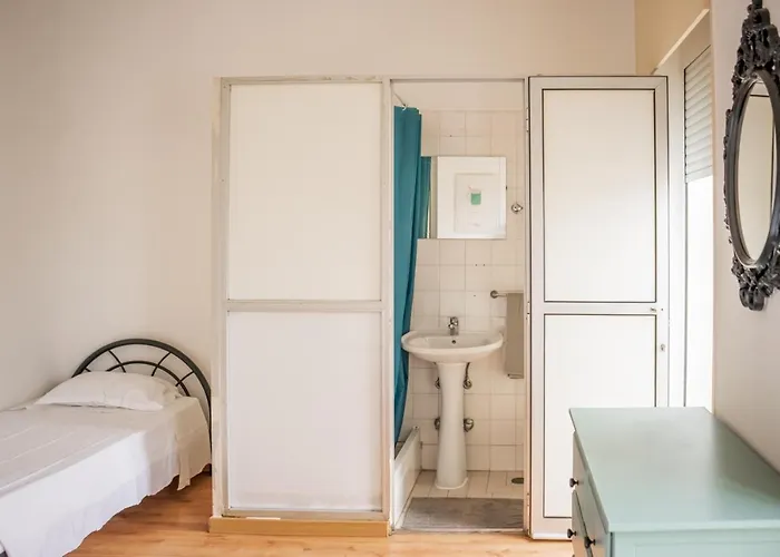 The Pocket Pillow House Faro